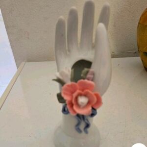 Floral Hand Jewelry Holder - White and Pink